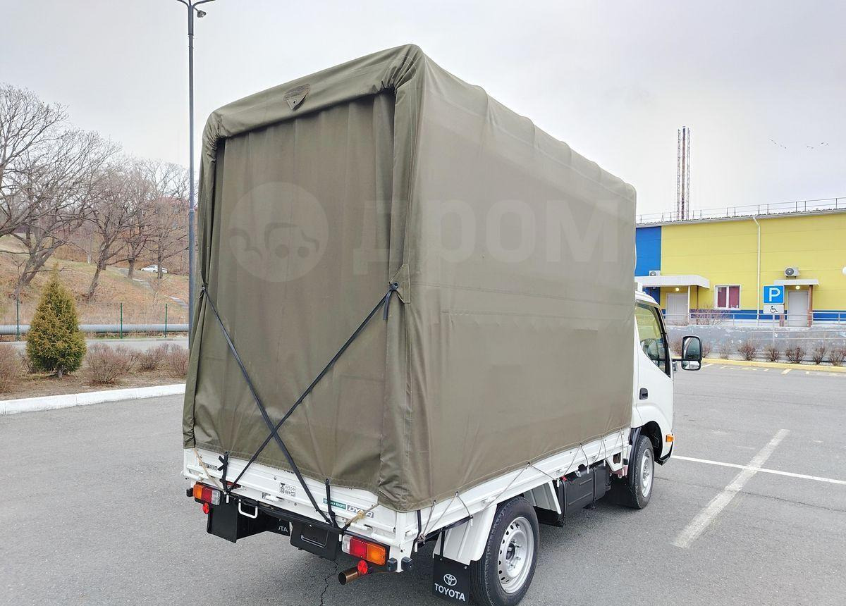 Тентованный грузовик Toyota Dyna: фото 8 Тентованный грузовик Toyota Dyna: фото 8