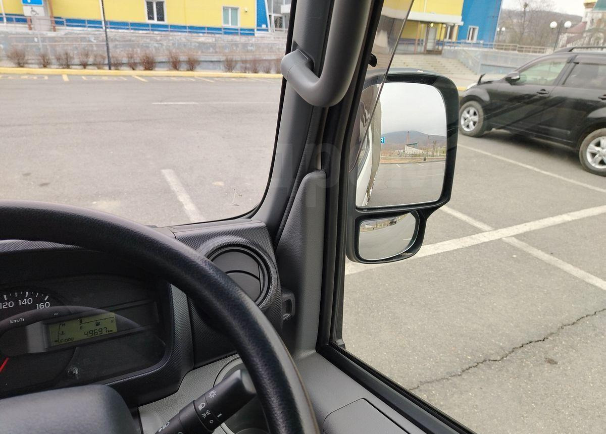 Тентованный грузовик Toyota Dyna: фото 35 Тентованный грузовик Toyota Dyna: фото 35