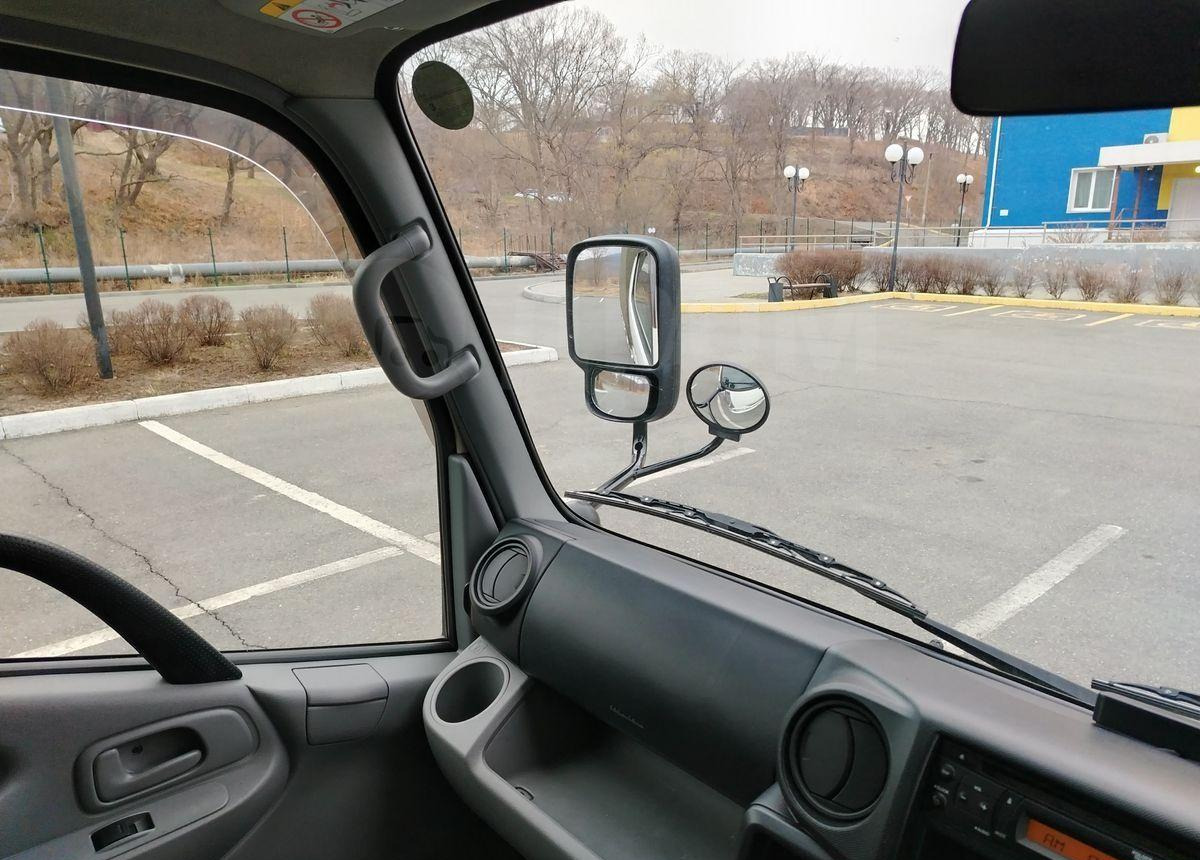 Тентованный грузовик Toyota Dyna: фото 33 Тентованный грузовик Toyota Dyna: фото 33