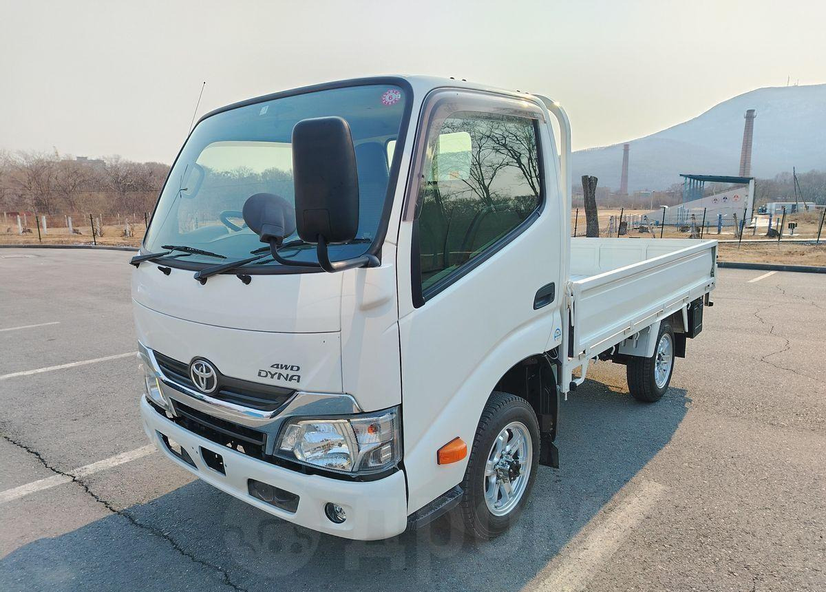Toyota Dyna - Бортовой грузовик/ Платформа: фото 4 Toyota Dyna - Бортовой грузовик/ Платформа: фото 4