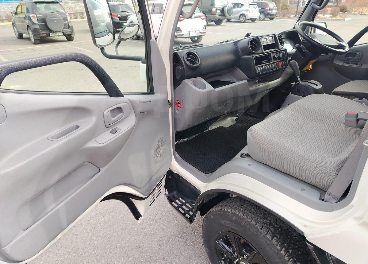 Бортовой грузовик/ Платформа Toyota ToyoAce: фото 43