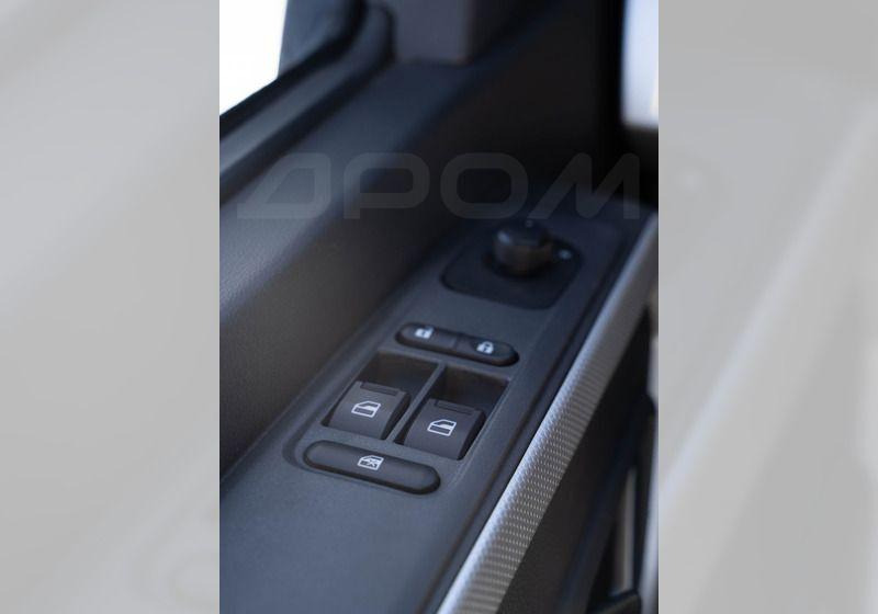 Dongfeng K33-561 - Цельнометаллический фургон: фото 4 Dongfeng K33-561 - Цельнометаллический фургон: фото 4