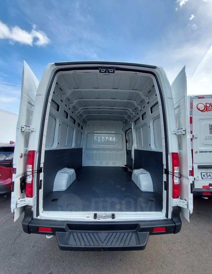 Dongfeng K33-561 - Цельнометаллический фургон: фото 5 Dongfeng K33-561 - Цельнометаллический фургон: фото 5