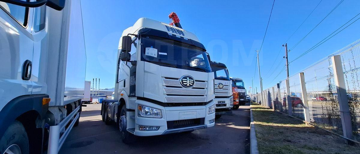 Новый Тягач FAW J6: фото 33 Новый Тягач FAW J6: фото 33
