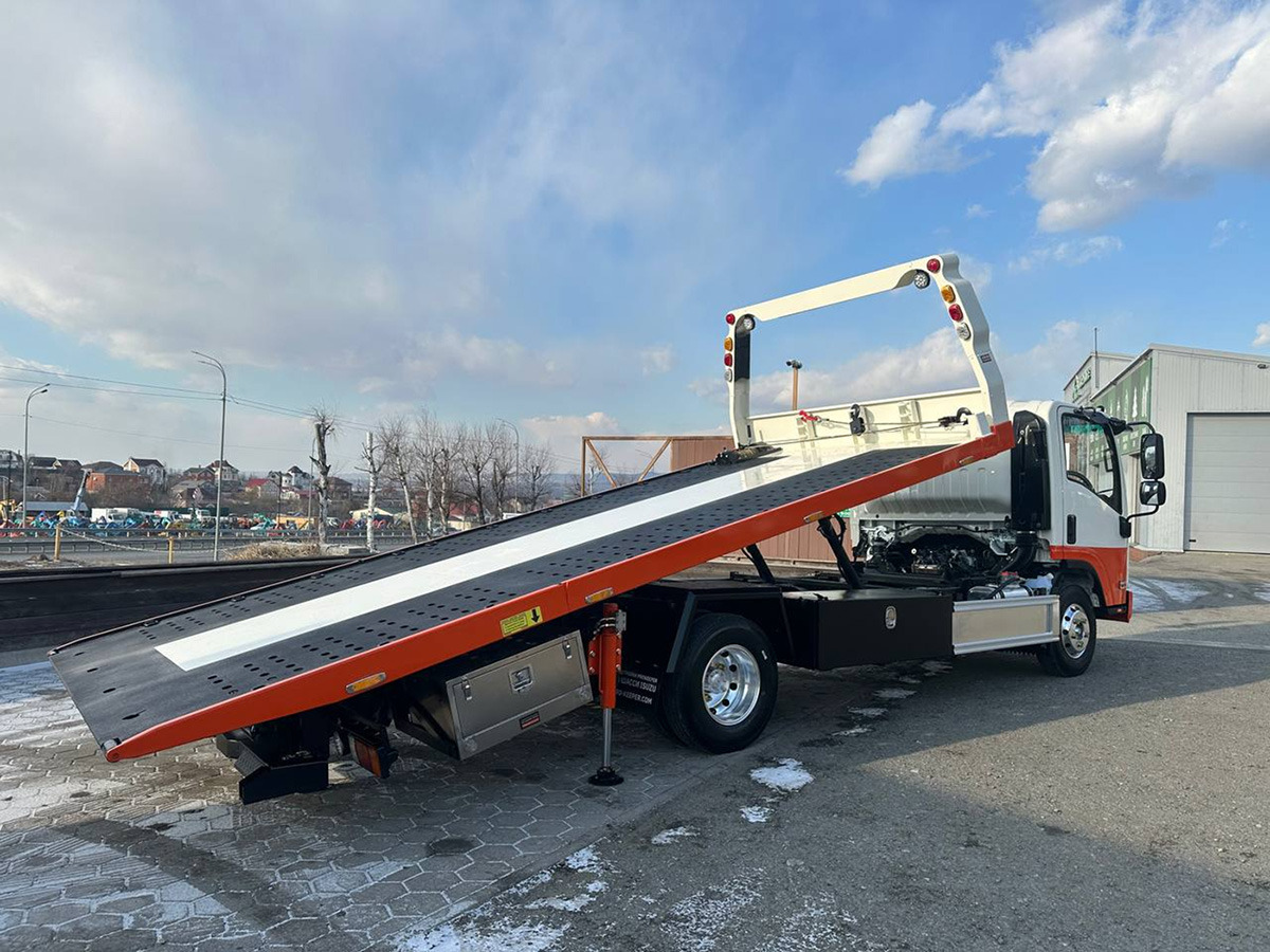 Эвакуатор Эвакуаторная платформа 4.5 т на шасси Isuzu Elf: фото 13 Эвакуатор Эвакуаторная платформа 4.5 т на шасси Isuzu Elf: фото 13