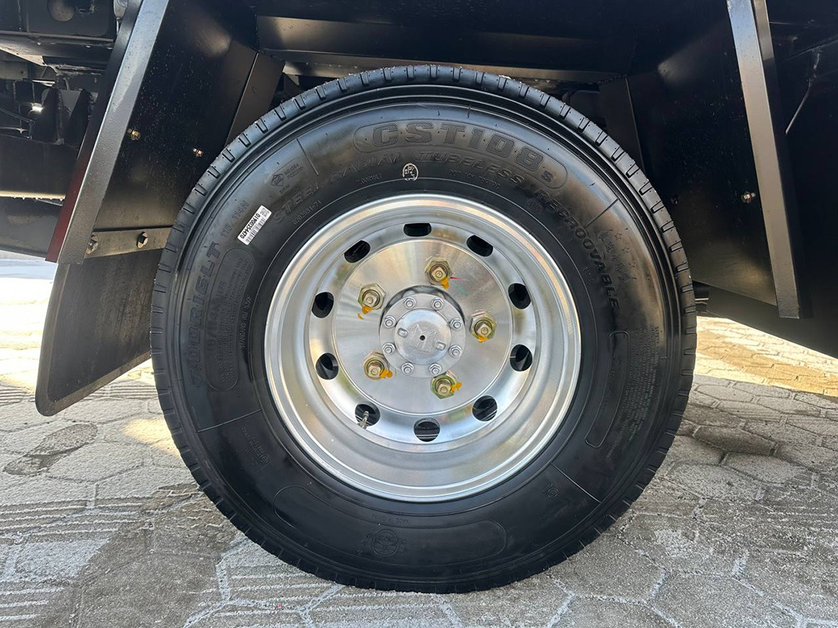 Эвакуатор Эвакуаторная платформа 4.5 т на шасси Isuzu Elf: фото 39 Эвакуатор Эвакуаторная платформа 4.5 т на шасси Isuzu Elf: фото 39