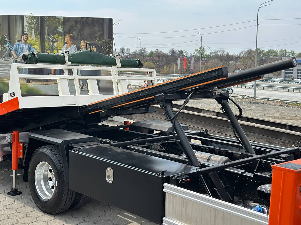 Эвакуатор Эвакуаторная платформа 4.5 т с КМУ 3.2 т на шасси Isuzu Elf: фото 45