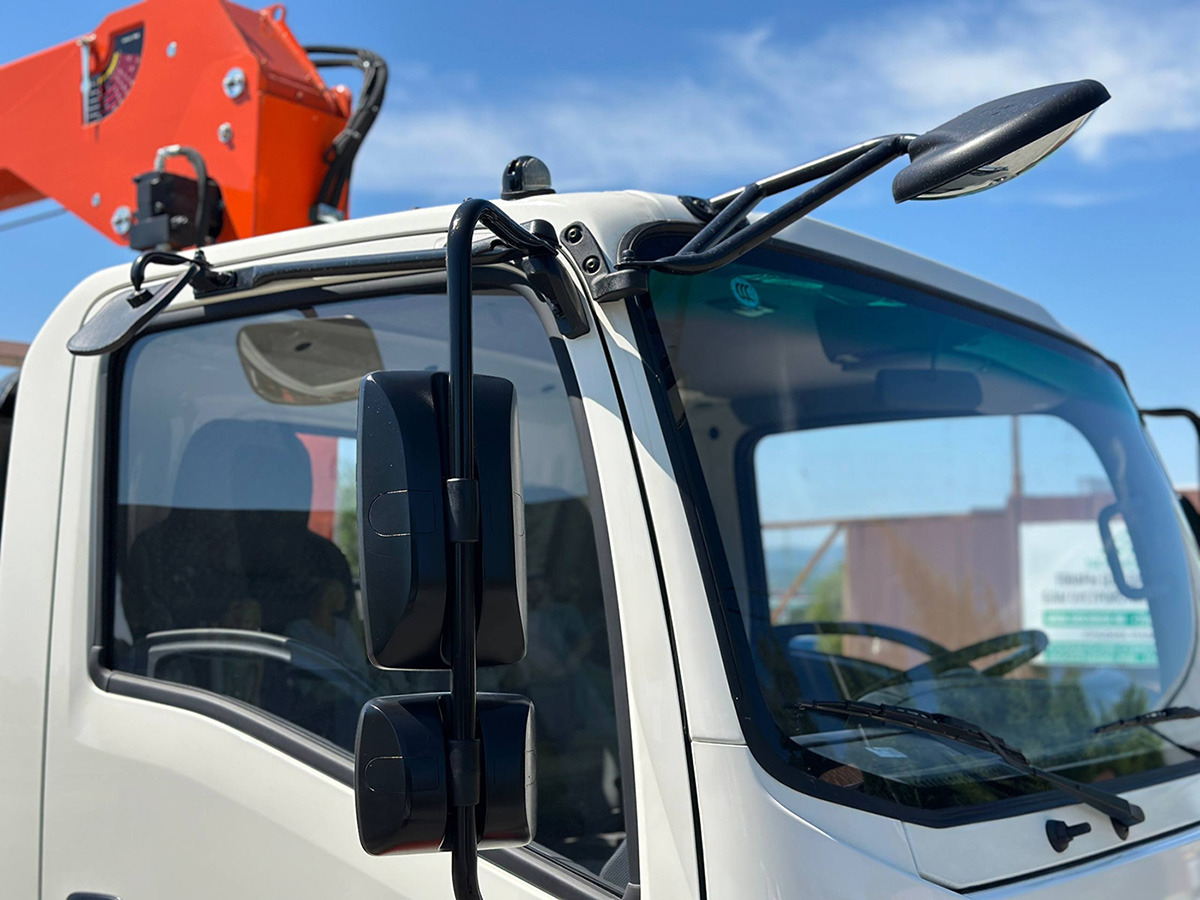 Бортовой грузовик/ Платформа, Автоманипулятор ISUZU ELF бортовой с КМУ HYVA: фото 13 Бортовой грузовик/ Платформа, Автоманипулятор ISUZU ELF бортовой с КМУ HYVA: фото 13