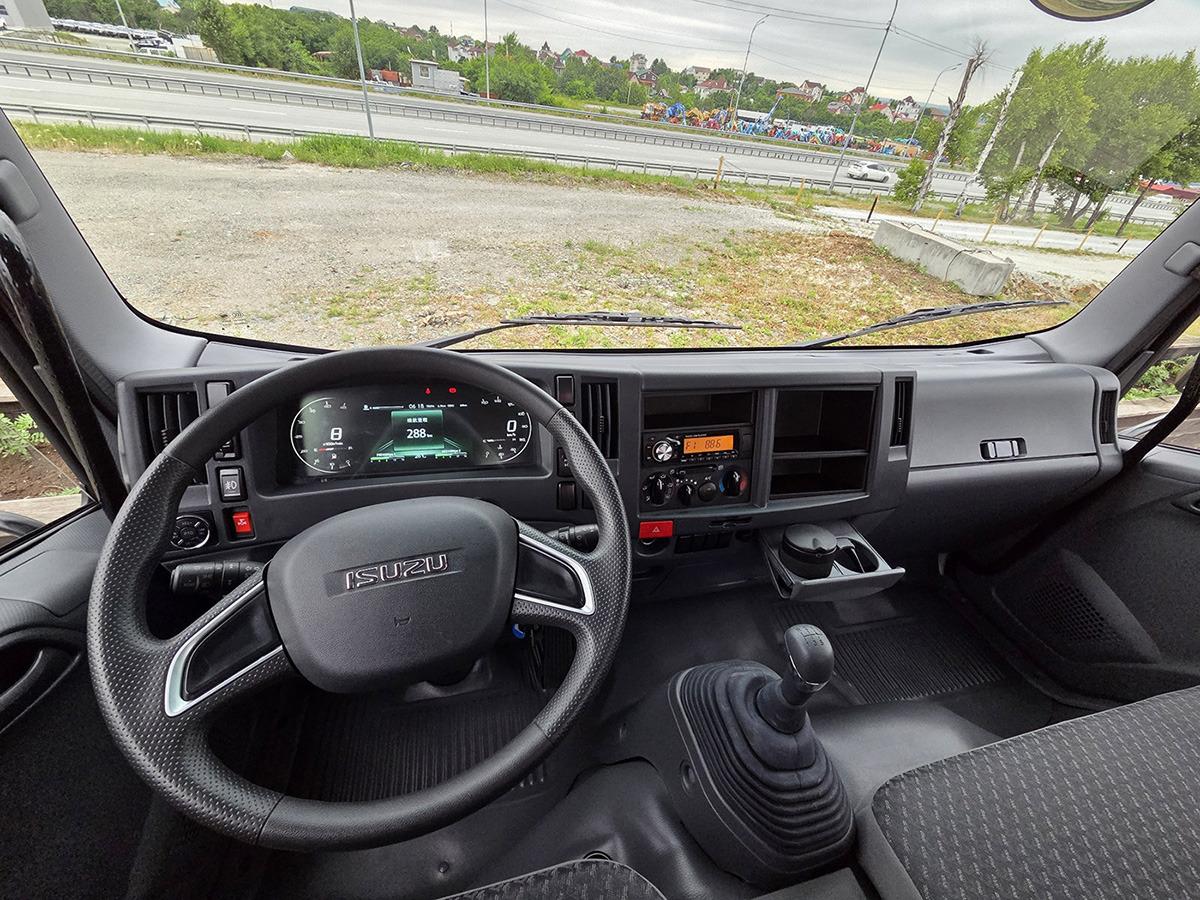 Бортовой грузовик/ Платформа, Автоманипулятор ISUZU ELF бортовой с КМУ UNIC: фото 47
