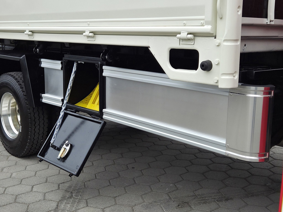 Бортовой грузовик/ Платформа, Автоманипулятор ISUZU ELF бортовой с КМУ UNIC: фото 22