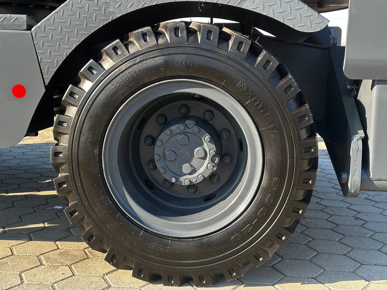 Колёсный экскаватор XINYUAN C150W: фото 32