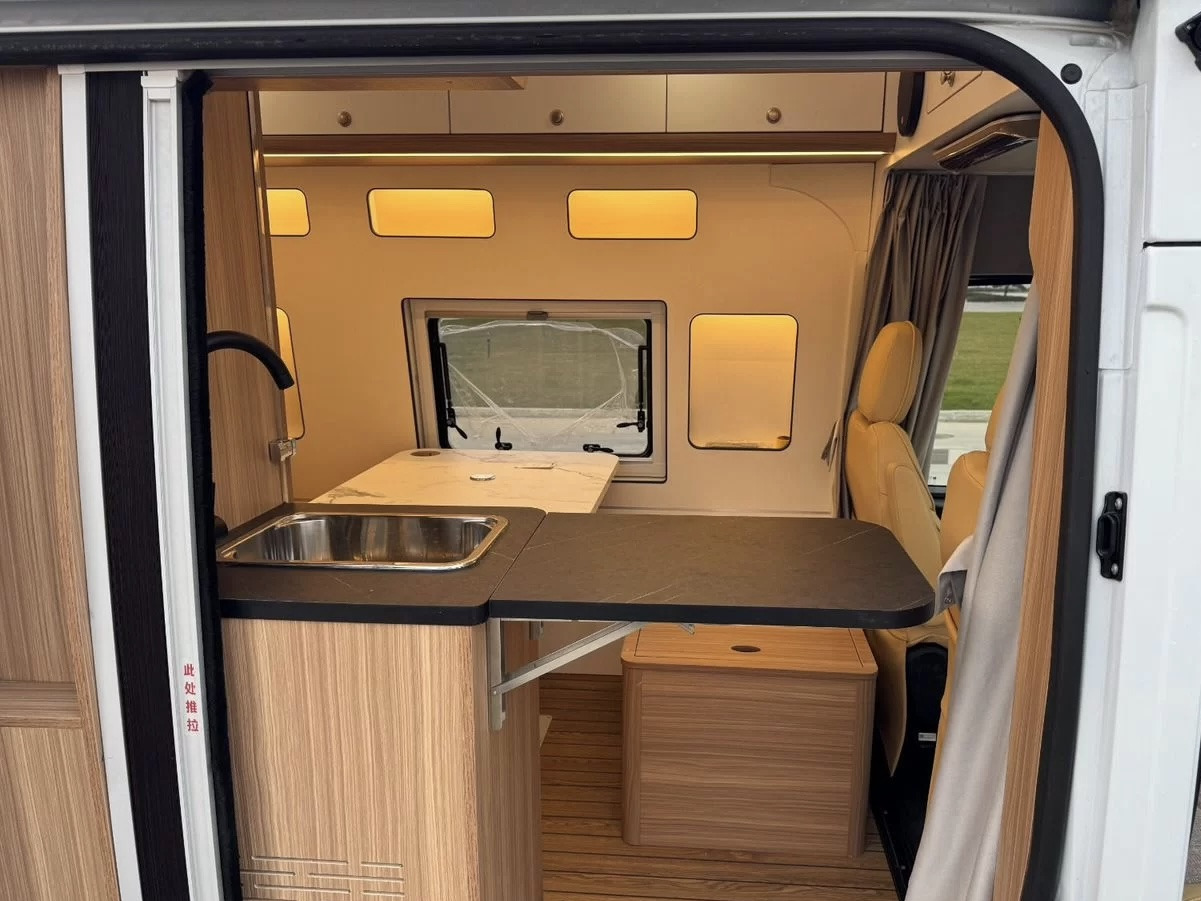 Новый Кастенваген (Camper Van) JMC Fushun: фото 6 Новый Кастенваген (Camper Van) JMC Fushun: фото 6