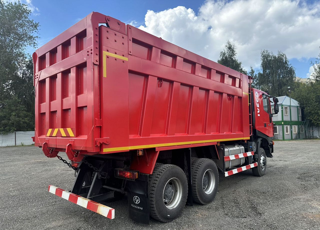 IVECO-Hongyan CQ3346HV43X - Самосвал: фото 4 IVECO-Hongyan CQ3346HV43X - Самосвал: фото 4