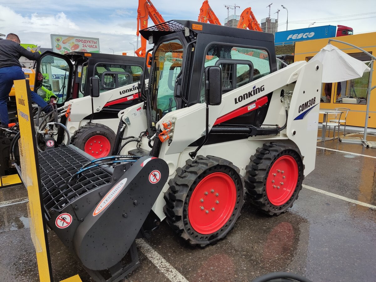 Lonking CDM308 - Мини-погрузчик (с бортовым поворотом): фото 1 Lonking CDM308 - Мини-погрузчик (с бортовым поворотом): фото 1