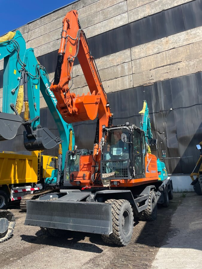 Новый Колёсный экскаватор Lonking CDM6150: фото 6