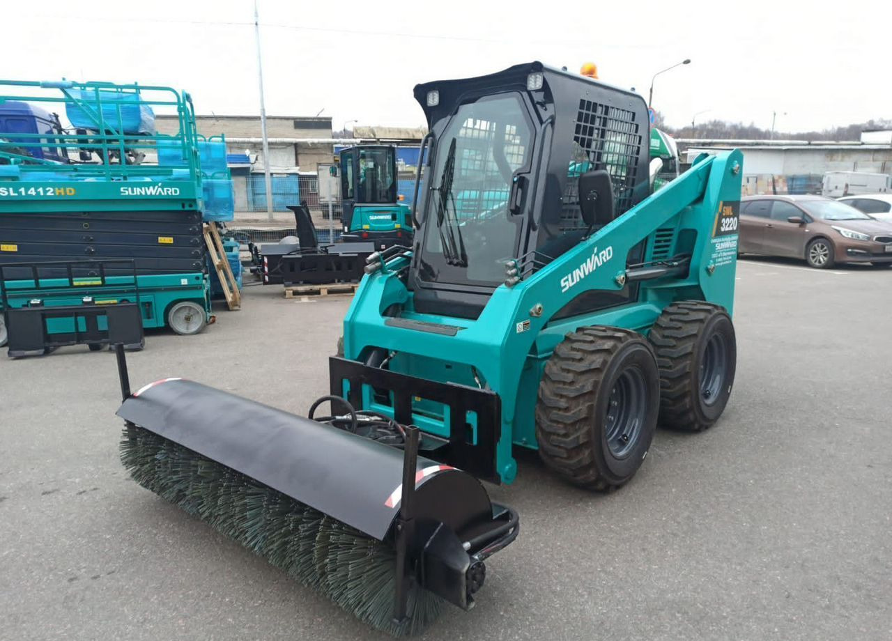 SUNWARD SWL2820 - Мини-погрузчик (с бортовым поворотом): фото 4 SUNWARD SWL2820 - Мини-погрузчик (с бортовым поворотом): фото 4