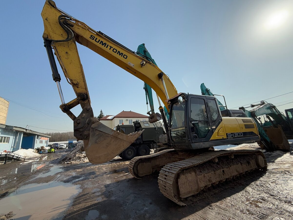 Sumitomo SH300-6 - Гусеничный экскаватор: фото 1 Sumitomo SH300-6 - Гусеничный экскаватор: фото 1