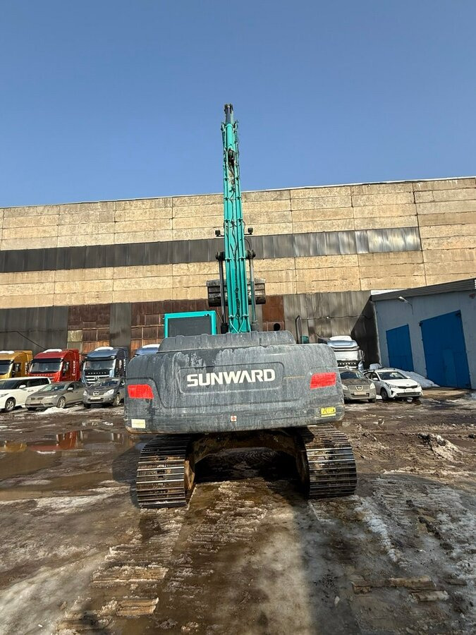 Sunward SWE210 - Гусеничный экскаватор: фото 2 Sunward SWE210 - Гусеничный экскаватор: фото 2
