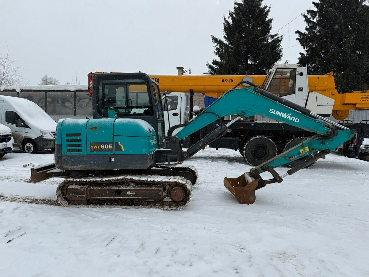 Sunward SWE60E - Мини-экскаватор: фото 3 Sunward SWE60E - Мини-экскаватор: фото 3