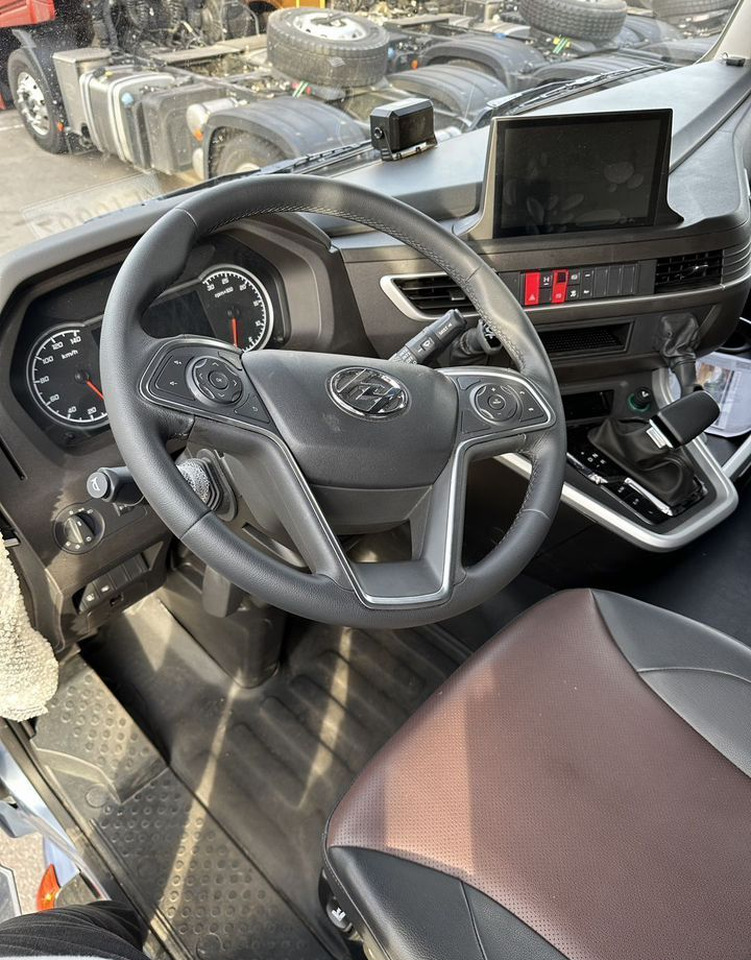 Новый Тягач IVECO-Hongyan CQ4186: фото 6 Новый Тягач IVECO-Hongyan CQ4186: фото 6