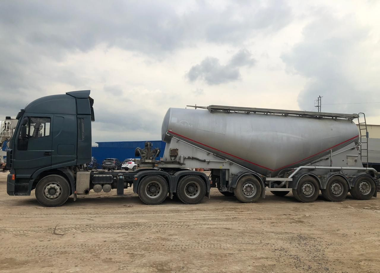 IVECO-Hongyan CQ4266 - Тягач: фото 5 IVECO-Hongyan CQ4266 - Тягач: фото 5