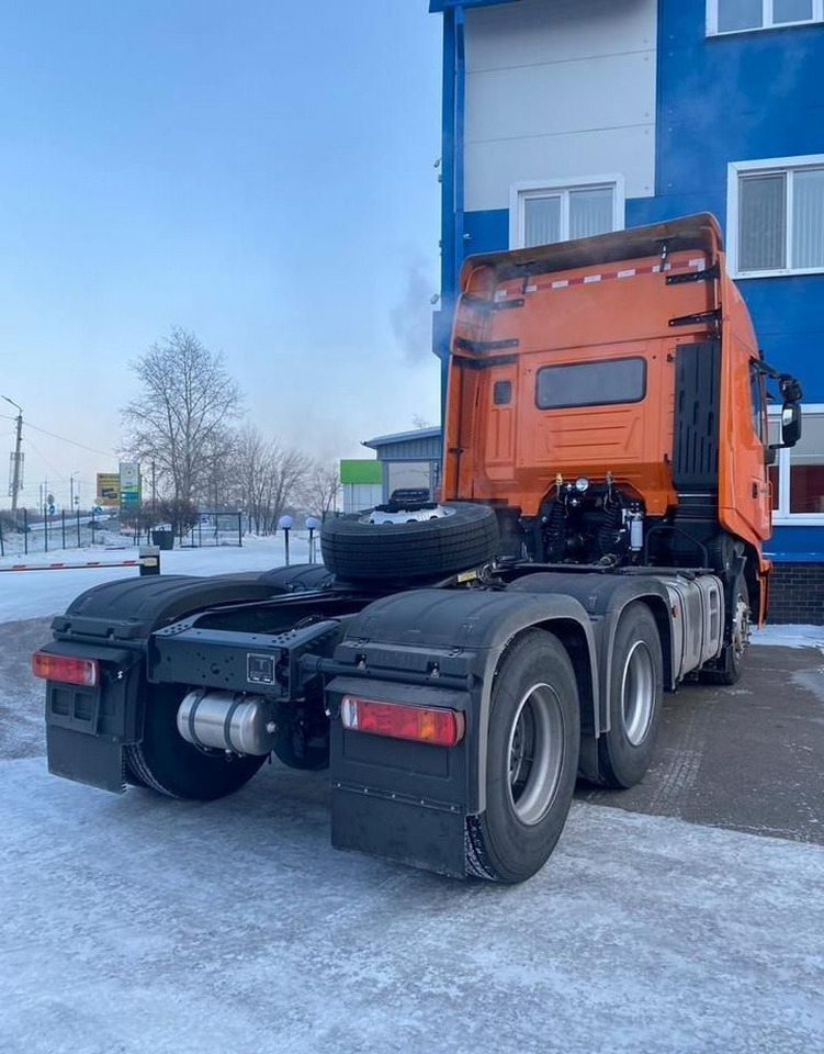 IVECO-Hongyan CQ4266 - Тягач: фото 2 IVECO-Hongyan CQ4266 - Тягач: фото 2