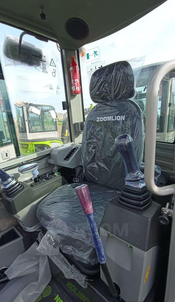 ZOOMLION ZE35GU - Мини-экскаватор: фото 3 ZOOMLION ZE35GU - Мини-экскаватор: фото 3