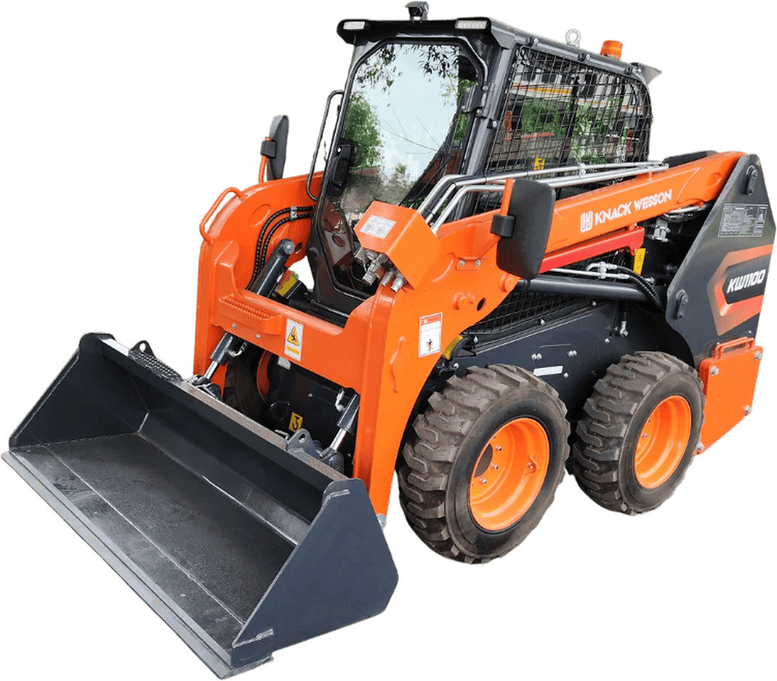 Мини погрузчик KNACK WESSON KW1100 - Мини-погрузчик (с бортовым поворотом): фото 1 Мини погрузчик KNACK WESSON KW1100 - Мини-погрузчик (с бортовым поворотом): фото 1