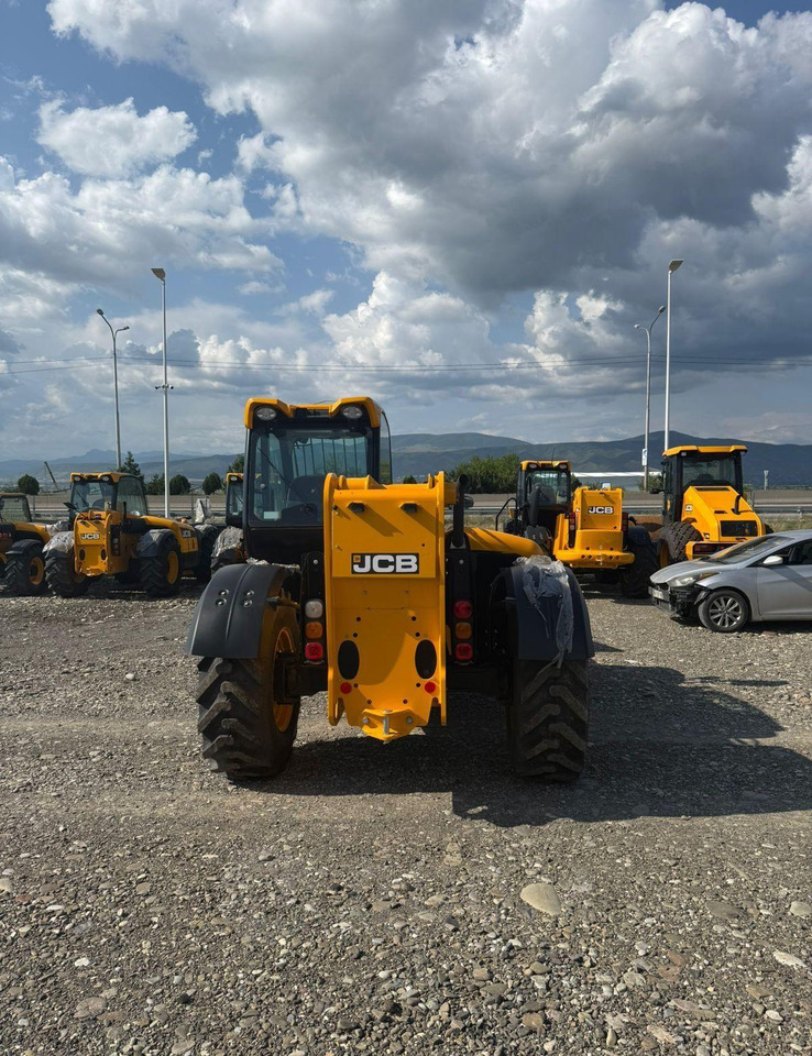 JCB 535-95 - Телескопический погрузчик: фото 2 JCB 535-95 - Телескопический погрузчик: фото 2