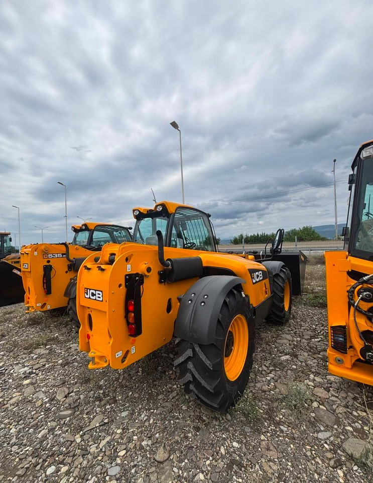 Новый Телескопический погрузчик JCB 541-70: фото 6 Новый Телескопический погрузчик JCB 541-70: фото 6