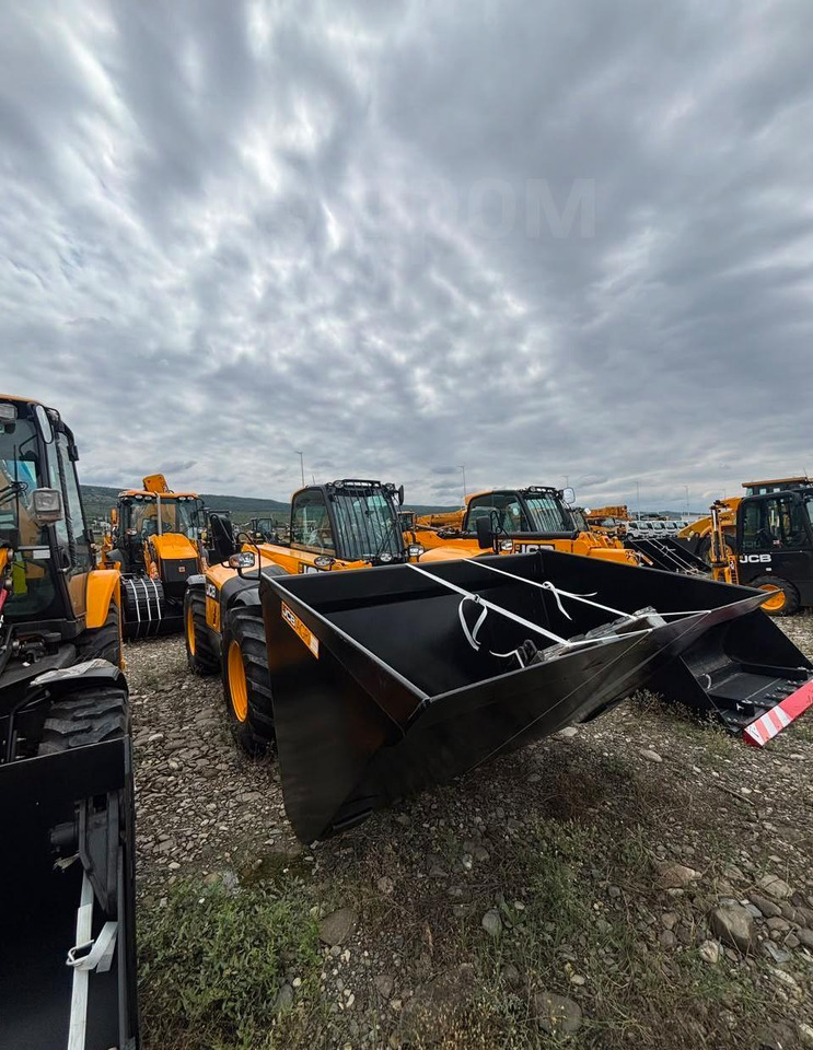 Новый Телескопический погрузчик JCB 541-70: фото 8 Новый Телескопический погрузчик JCB 541-70: фото 8