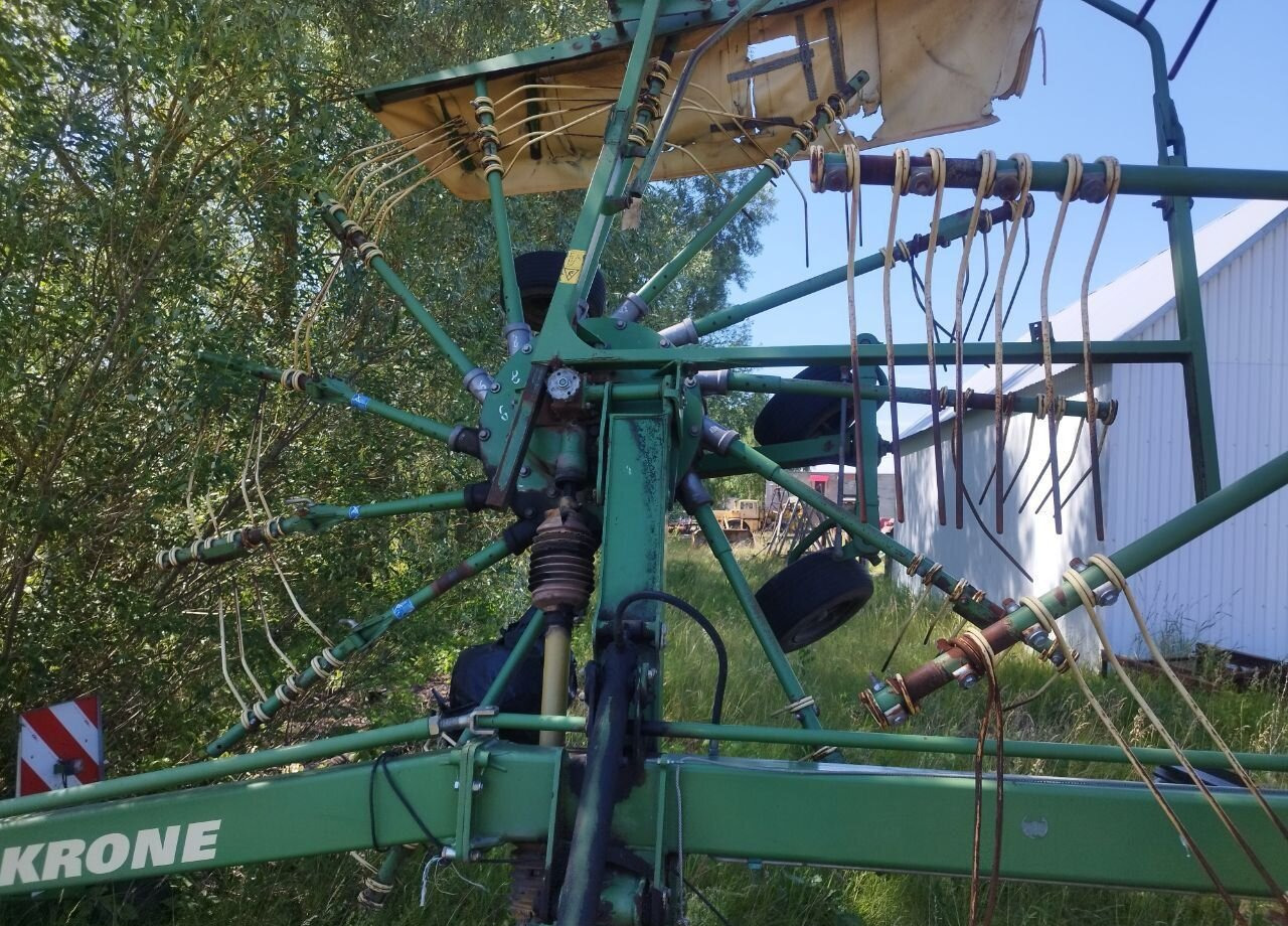 Krone Swadro 807 - Сеноворошилка: фото 4 Krone Swadro 807 - Сеноворошилка: фото 4