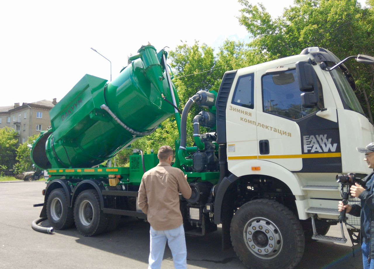 FAW CA5066ZYSP40K2E5A84 - Ассенизатор, илосос: фото 1 FAW CA5066ZYSP40K2E5A84 - Ассенизатор, илосос: фото 1