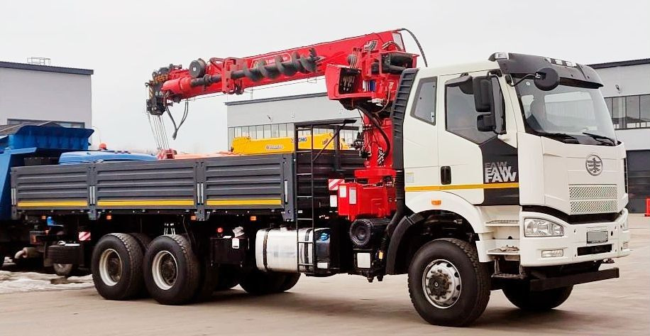 FAW J6 СА3250 - Бортовой грузовик/ Платформа, Автоманипулятор: фото 2 FAW J6 СА3250 - Бортовой грузовик/ Платформа, Автоманипулятор: фото 2