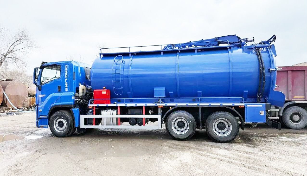 Isuzu Giga - Ассенизатор, илосос: фото 4 Isuzu Giga - Ассенизатор, илосос: фото 4