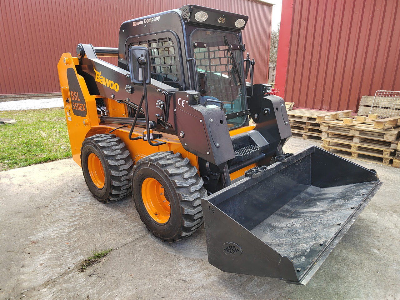 BAWOO BSL350EX c телескопической стрелой - Мини-погрузчик (с бортовым поворотом): фото 3 BAWOO BSL350EX c телескопической стрелой - Мини-погрузчик (с бортовым поворотом): фото 3