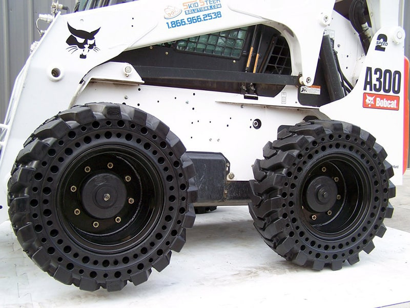 Цельнолитые колёса NU-AIR® DIRT TERRAIN, размер 12-16,5 - Колесо: фото 1 Цельнолитые колёса NU-AIR® DIRT TERRAIN, размер 12-16,5 - Колесо: фото 1