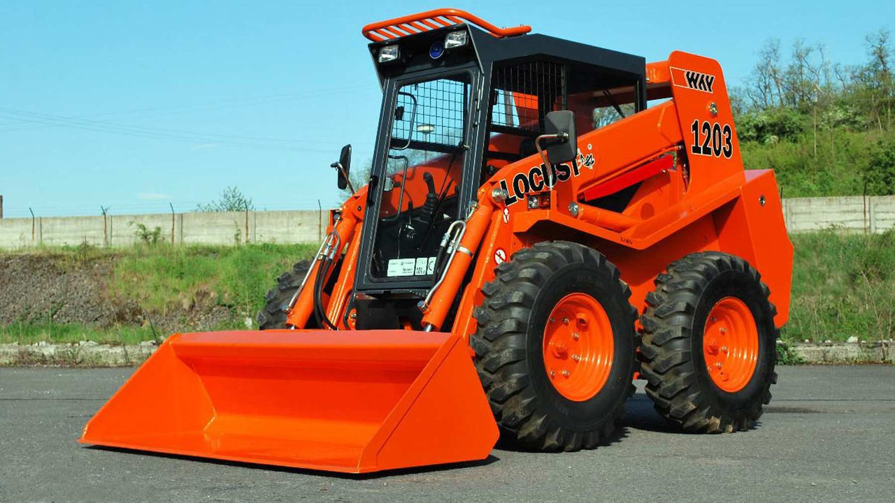 Новый Мини-погрузчик (с бортовым поворотом) LOCUST L1203: фото 7 Новый Мини-погрузчик (с бортовым поворотом) LOCUST L1203: фото 7