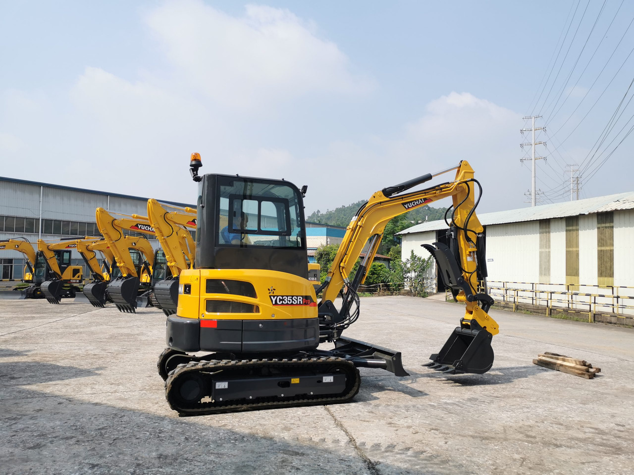 Новый Мини-экскаватор Миниэкскаватор Yuchai YC35SR: фото 12 Новый Мини-экскаватор Миниэкскаватор Yuchai YC35SR: фото 12