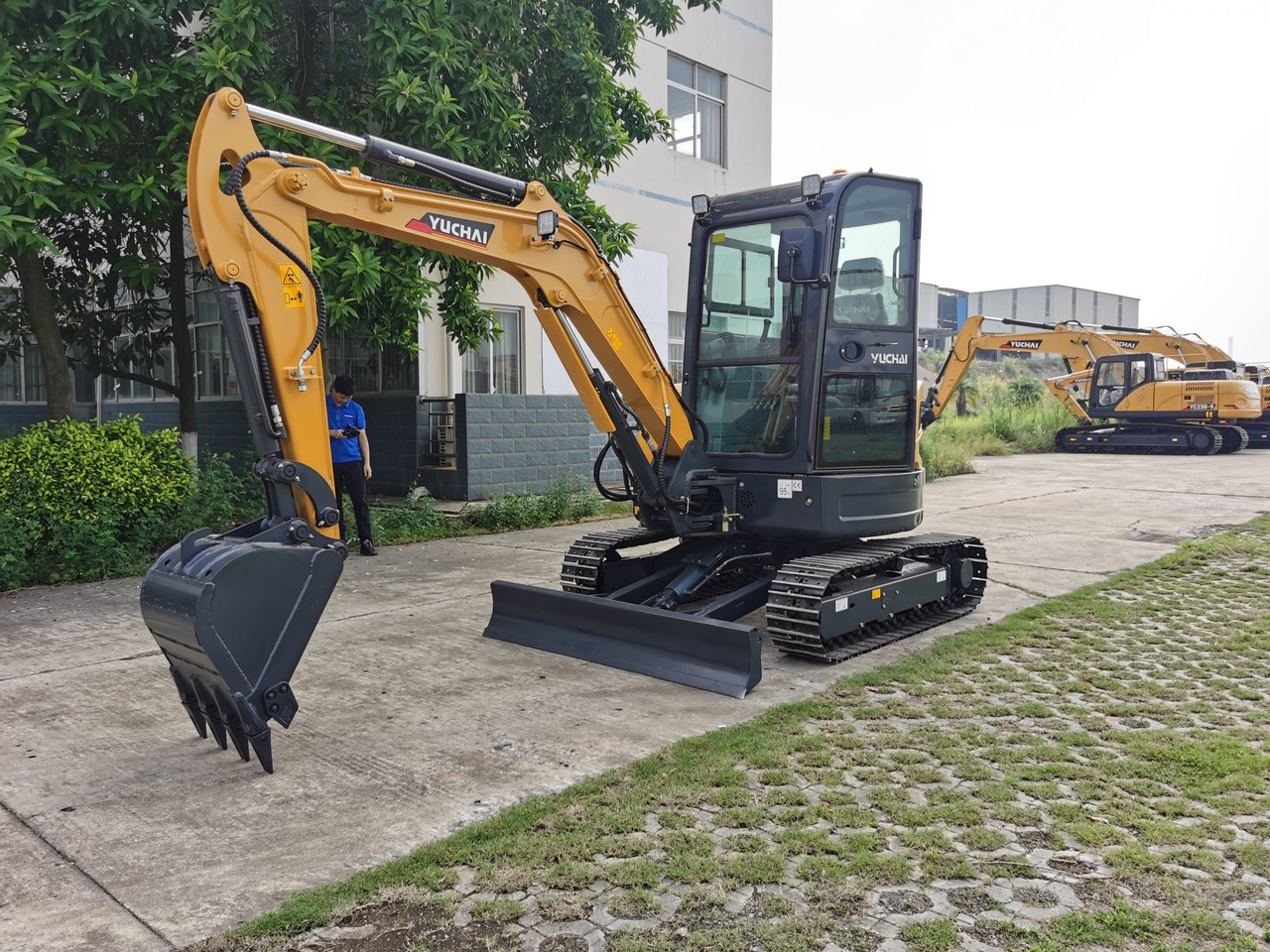 Новый Мини-экскаватор Миниэкскаватор Yuchai YC35SR: фото 14 Новый Мини-экскаватор Миниэкскаватор Yuchai YC35SR: фото 14