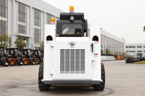 Polar Wolverine (Forway) WS75 - Мини-погрузчик (с бортовым поворотом): фото 4 Polar Wolverine (Forway) WS75 - Мини-погрузчик (с бортовым поворотом): фото 4