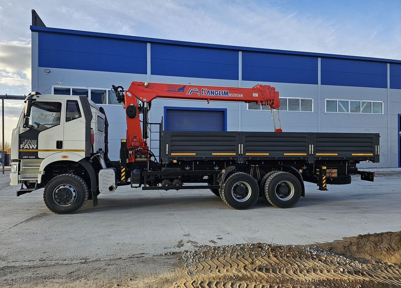 Новый Бортовой грузовик/ Платформа, Автоманипулятор FAW J6 СА3250: фото 6