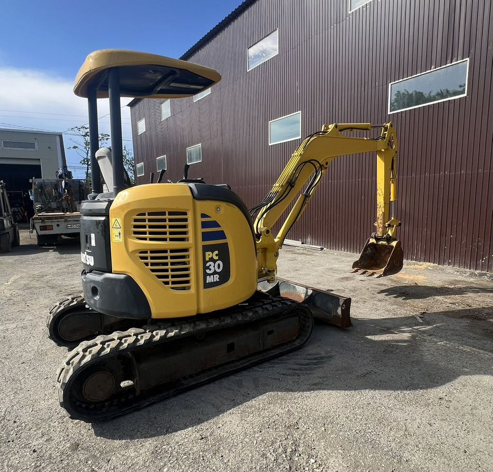 Komatsu PC30MR-2 - Мини-экскаватор: фото 2 Komatsu PC30MR-2 - Мини-экскаватор: фото 2