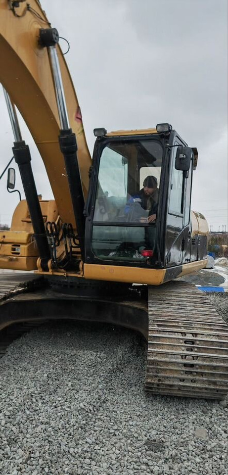 Гусеничный экскаватор CAT 324D L: фото 6 Гусеничный экскаватор CAT 324D L: фото 6