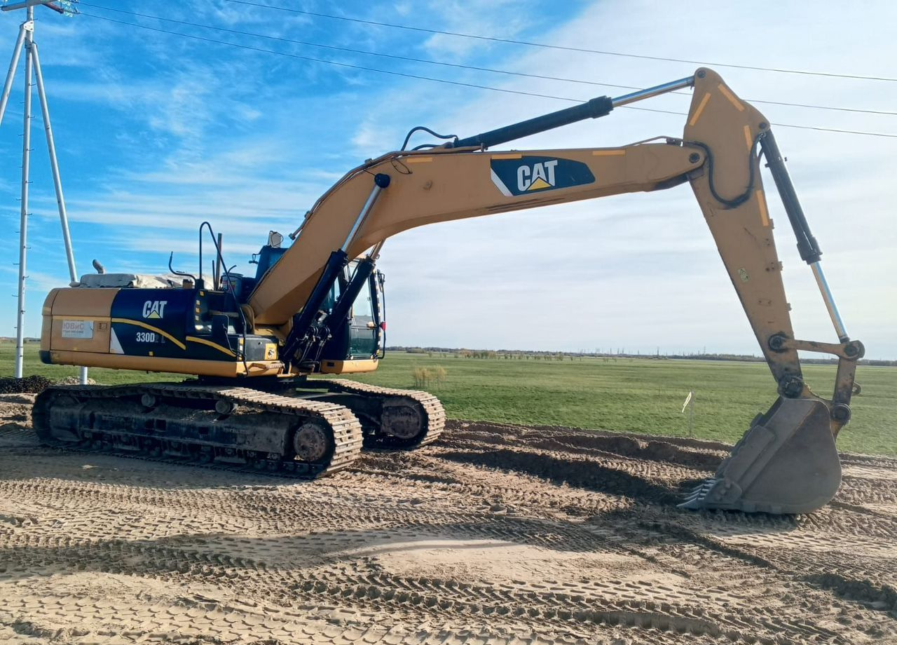 CAT 330D2 L - Гусеничный экскаватор: фото 1 CAT 330D2 L - Гусеничный экскаватор: фото 1