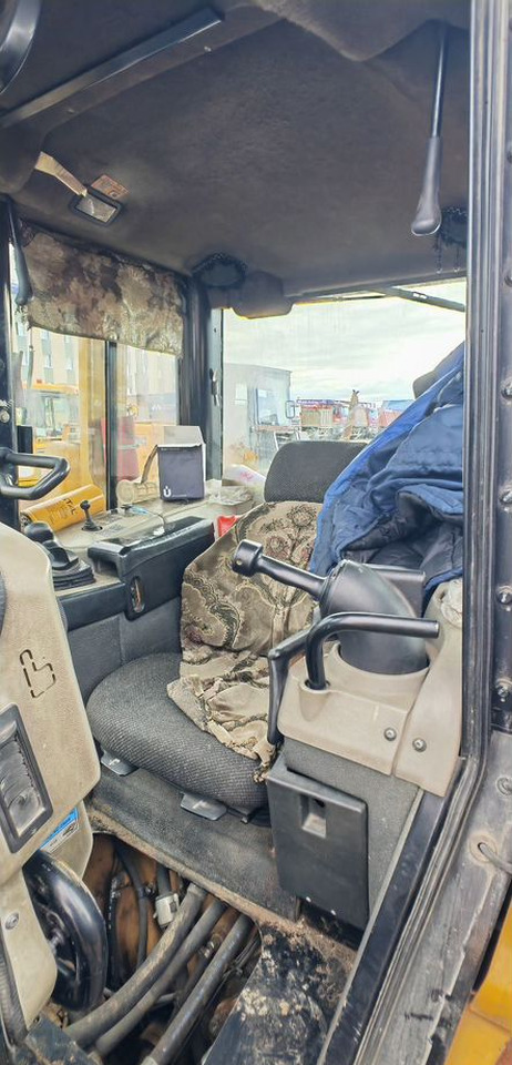 Бульдозер CAT D5: фото 11