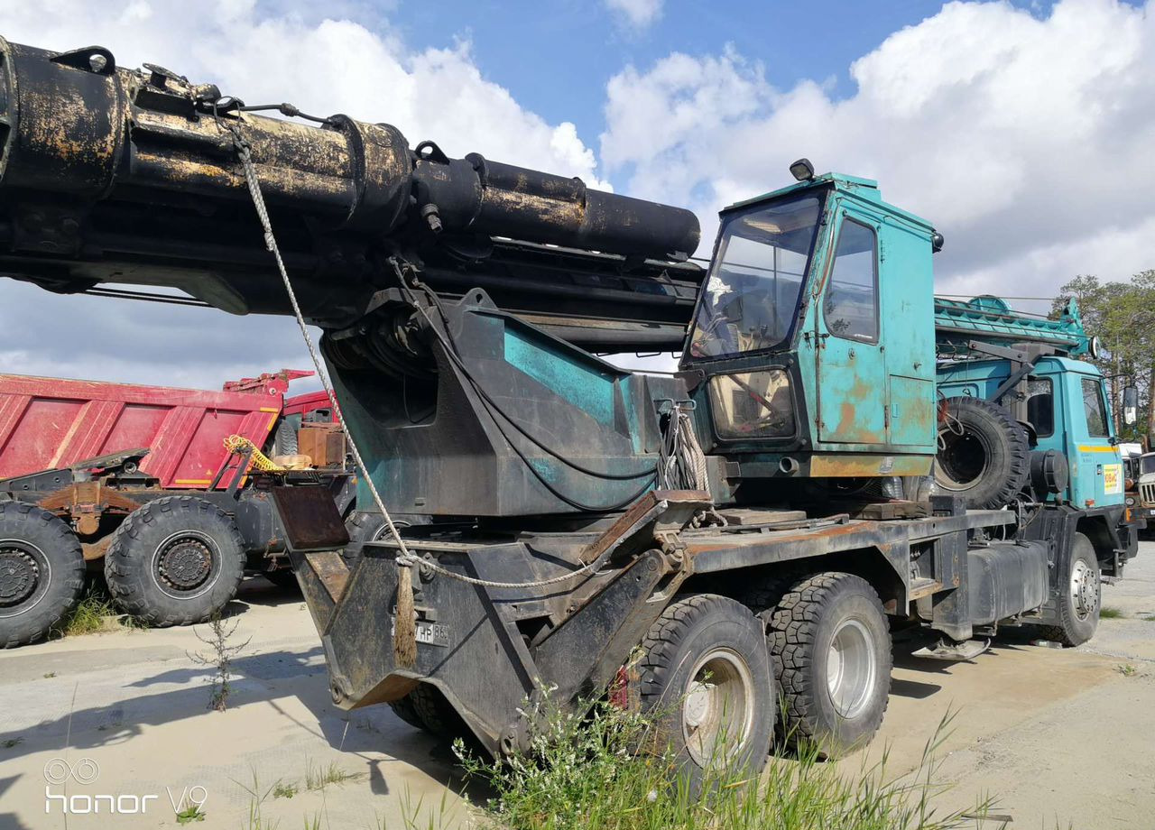 Сваебойная установка Tatra T 815: фото 8 Сваебойная установка Tatra T 815: фото 8