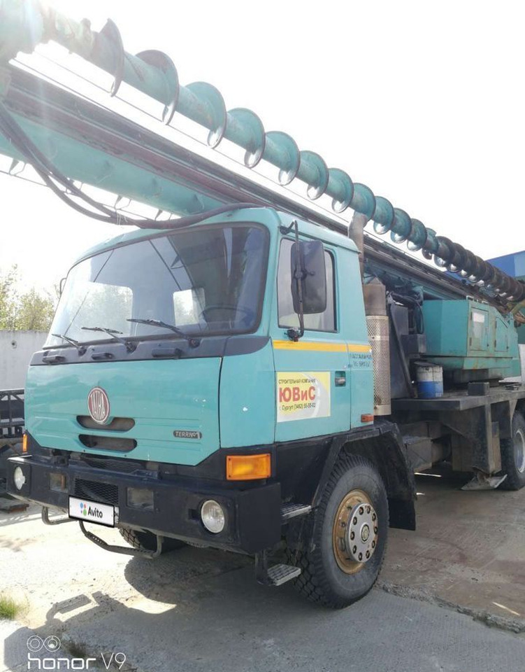 Tatra T 815 - Сваебойная установка: фото 2 Tatra T 815 - Сваебойная установка: фото 2