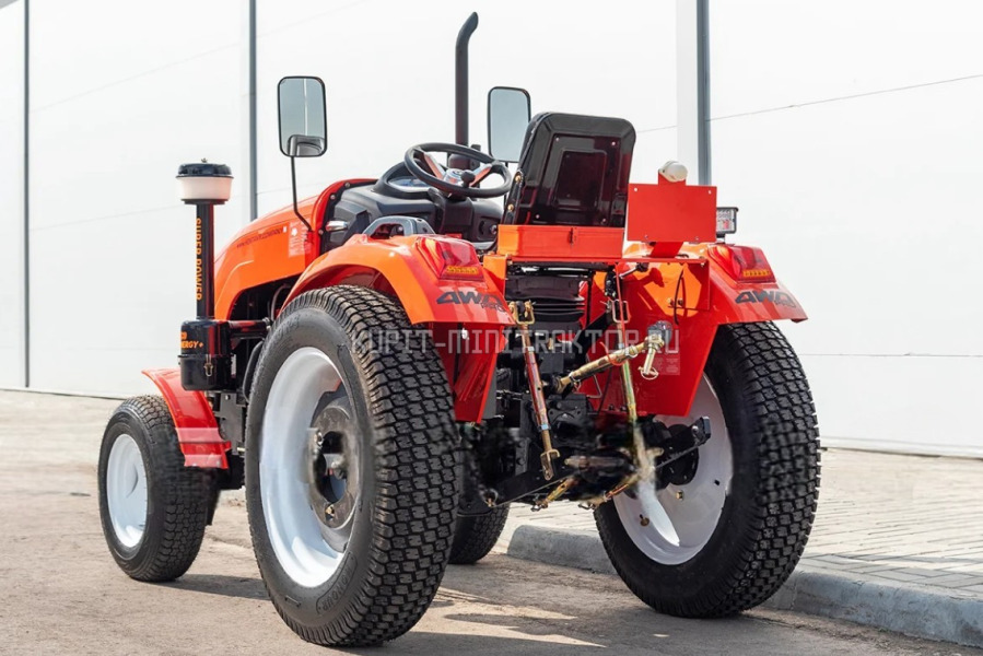 Минитрактор Кентавр Т-244 PRO 6+2 (Toyokawa) Turf 6,00-16 / 9,50-20 (с ПСМ) - Минитрактор: фото 3 Минитрактор Кентавр Т-244 PRO 6+2 (Toyokawa) Turf 6,00-16 / 9,50-20 (с ПСМ) - Минитрактор: фото 3
