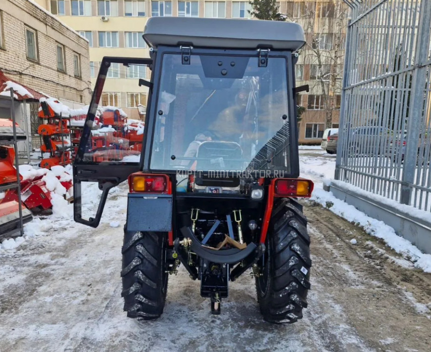 Минитрактор Уралец-304 с реверсом - Минитрактор: фото 2 Минитрактор Уралец-304 с реверсом - Минитрактор: фото 2